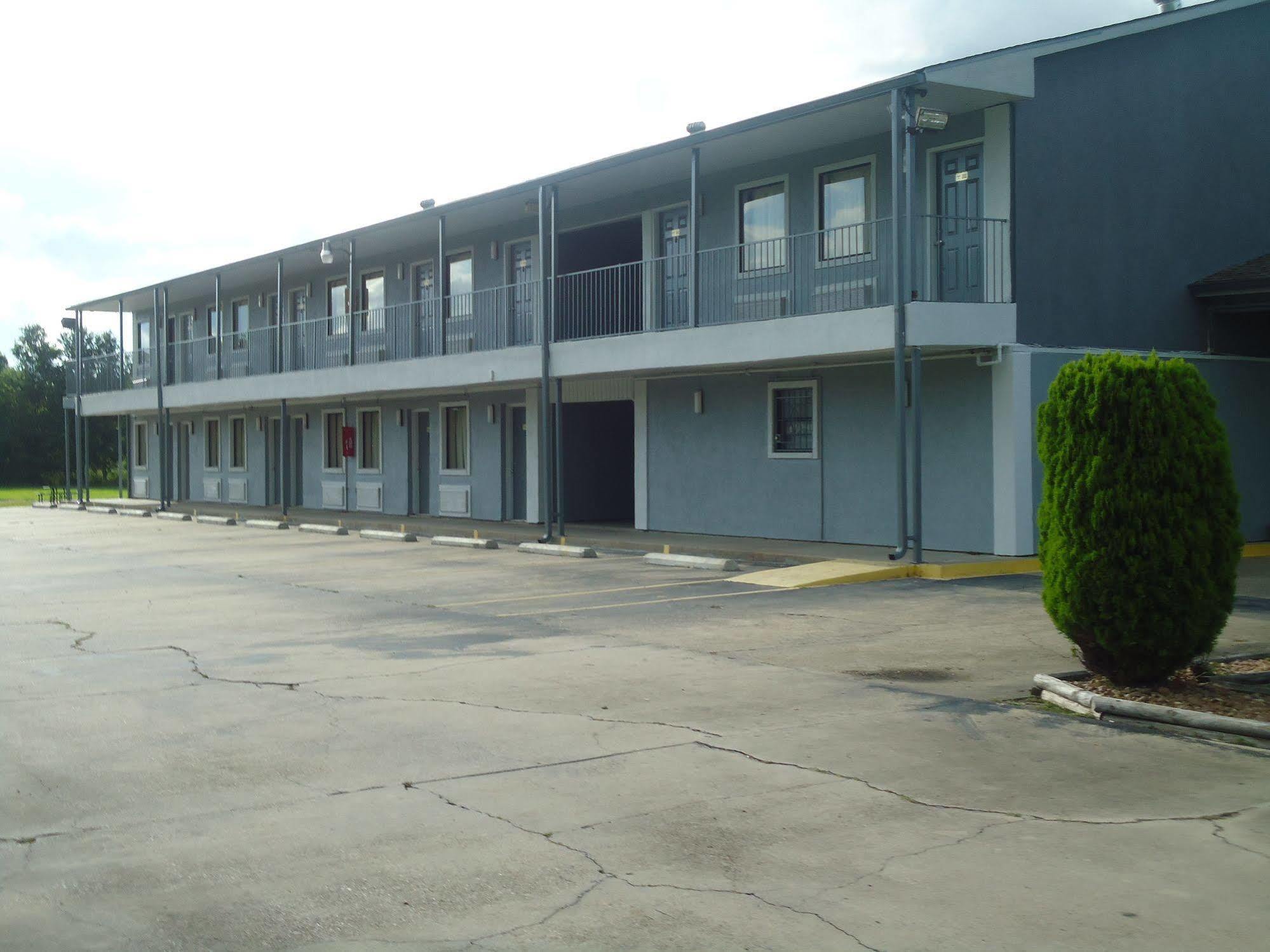Super 6 Inn Carencro Exteriör bild